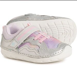 Stride Rite Silver and Multi-Color Kylo Sneakers
Size 5